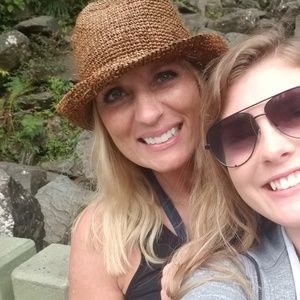 Meet your Posher, Rachel